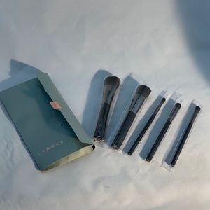 Makeup - 5 piece Laruce makeup brush set Makeup - 5 piece Laruce makeup brush set